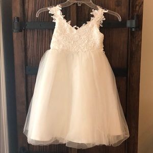 Girls flower girl dresses size 3T
